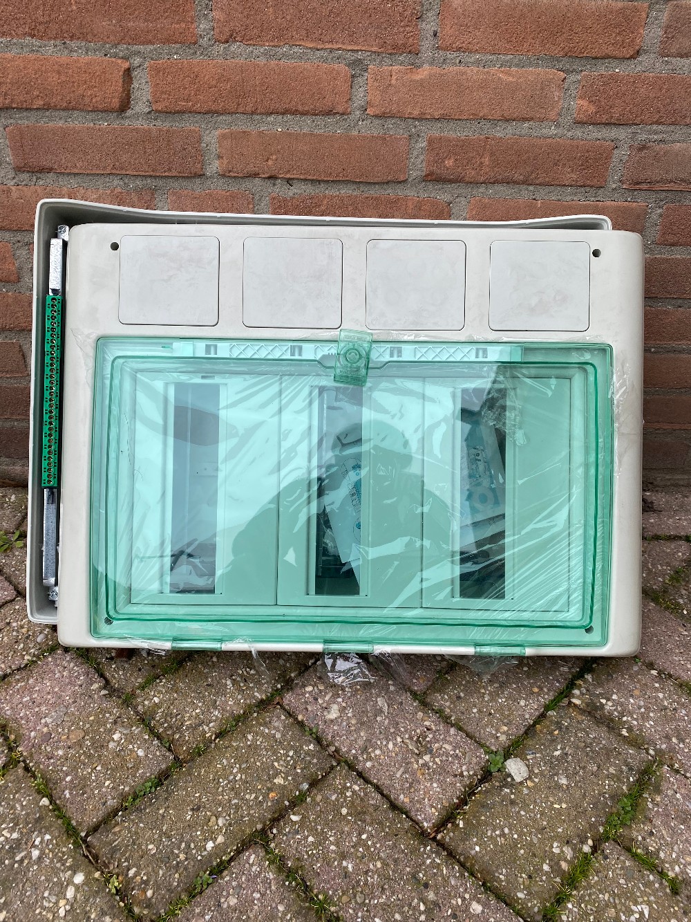 Installatiekast met interface